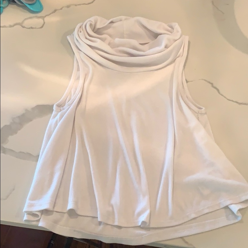 Cowl neck, swing tank!